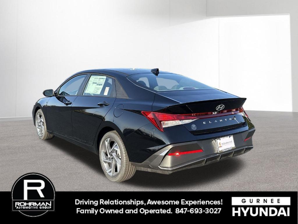 new 2025 Hyundai Elantra car, priced at $23,776