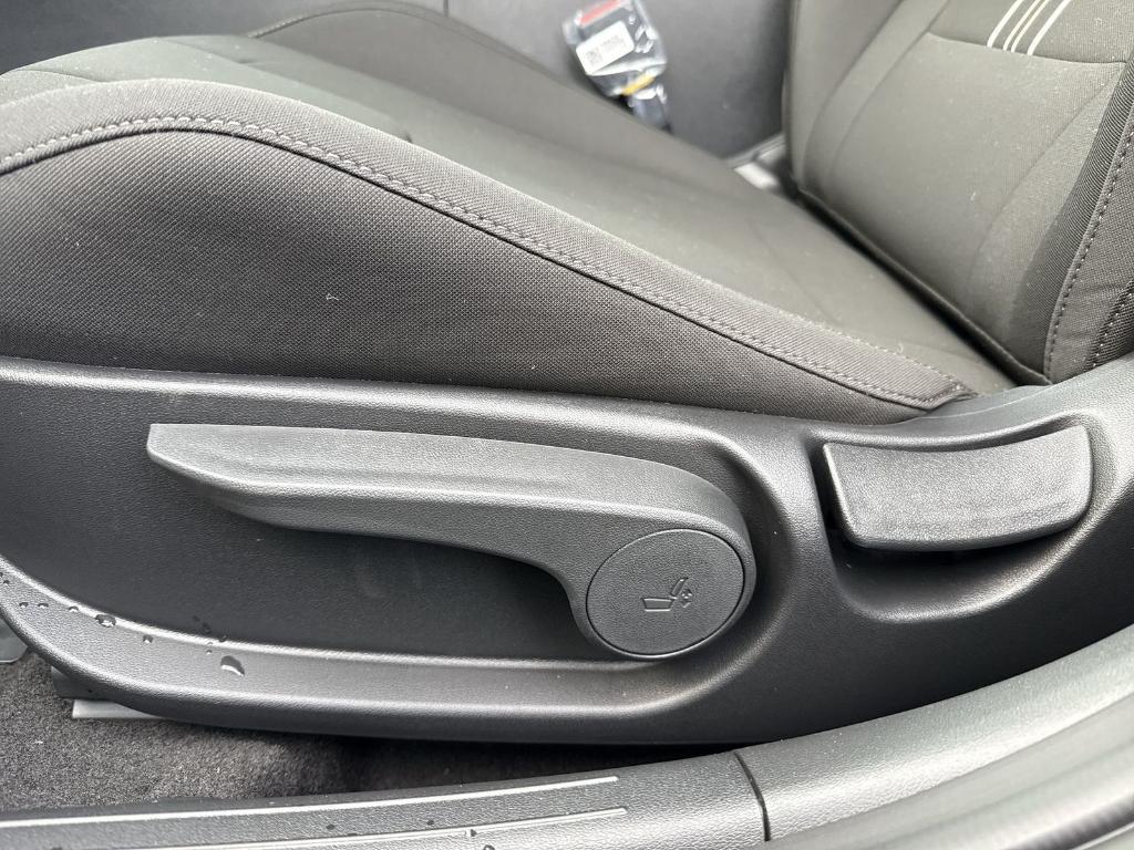 new 2026 Hyundai Elantra car, priced at $25,034