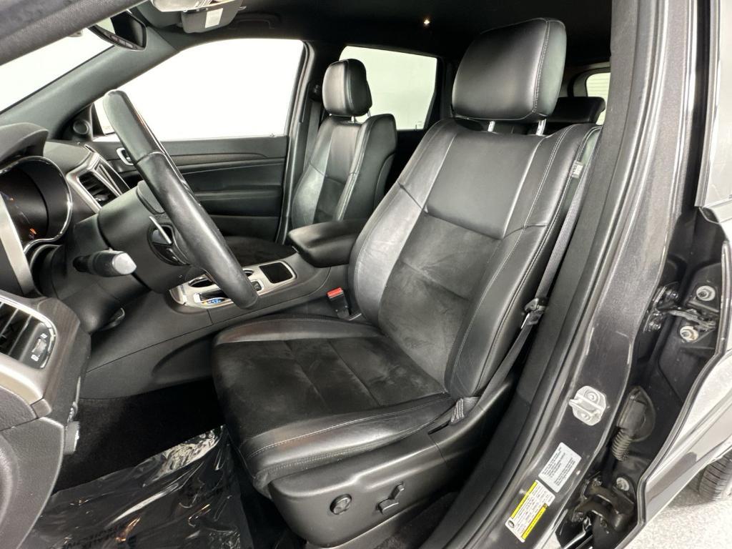 used 2017 Jeep Grand Cherokee car, priced at $14,998
