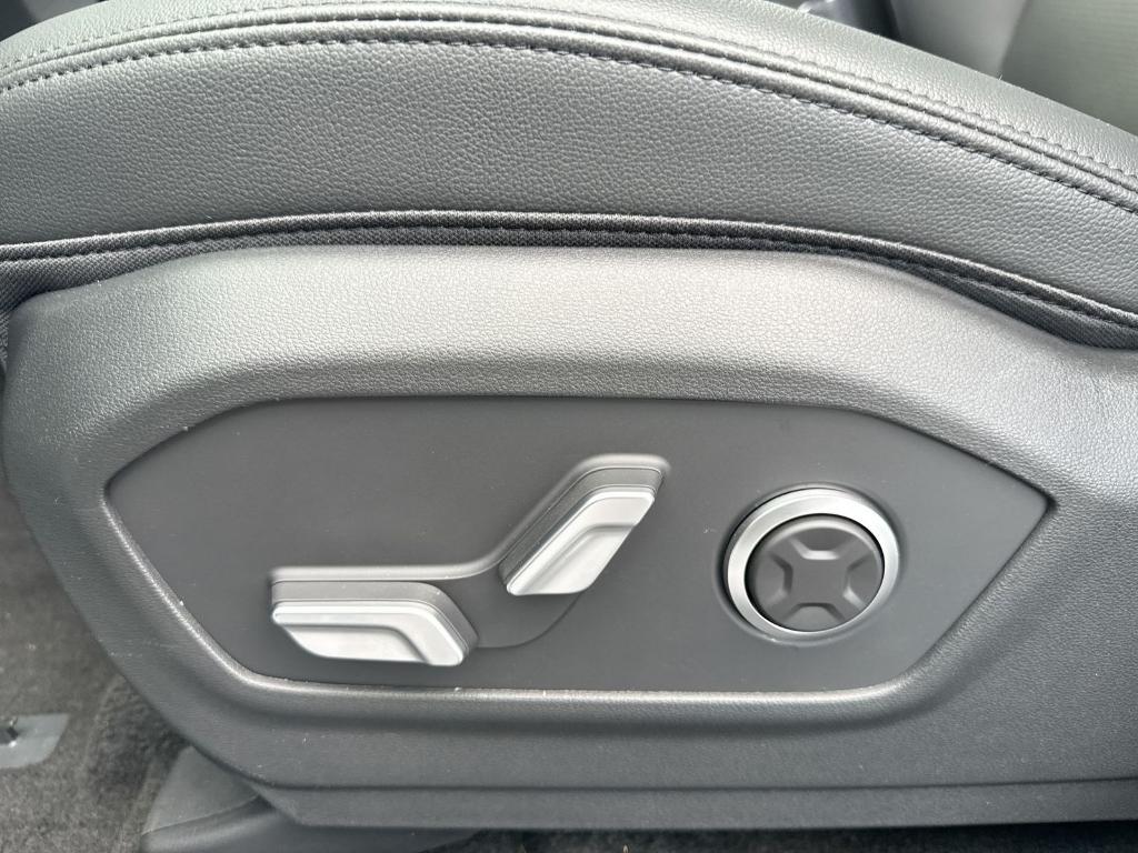 new 2026 Hyundai SANTA FE HEV car, priced at $45,235