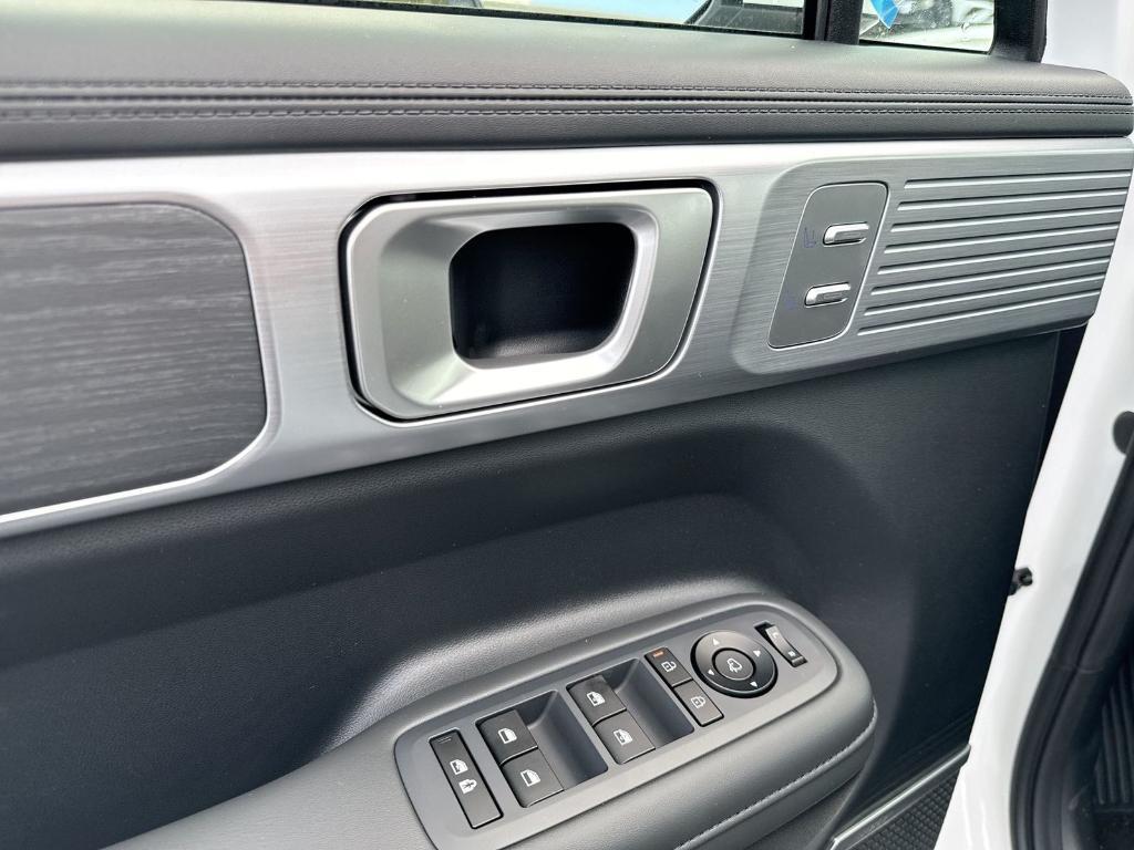 new 2026 Hyundai SANTA FE HEV car, priced at $45,235