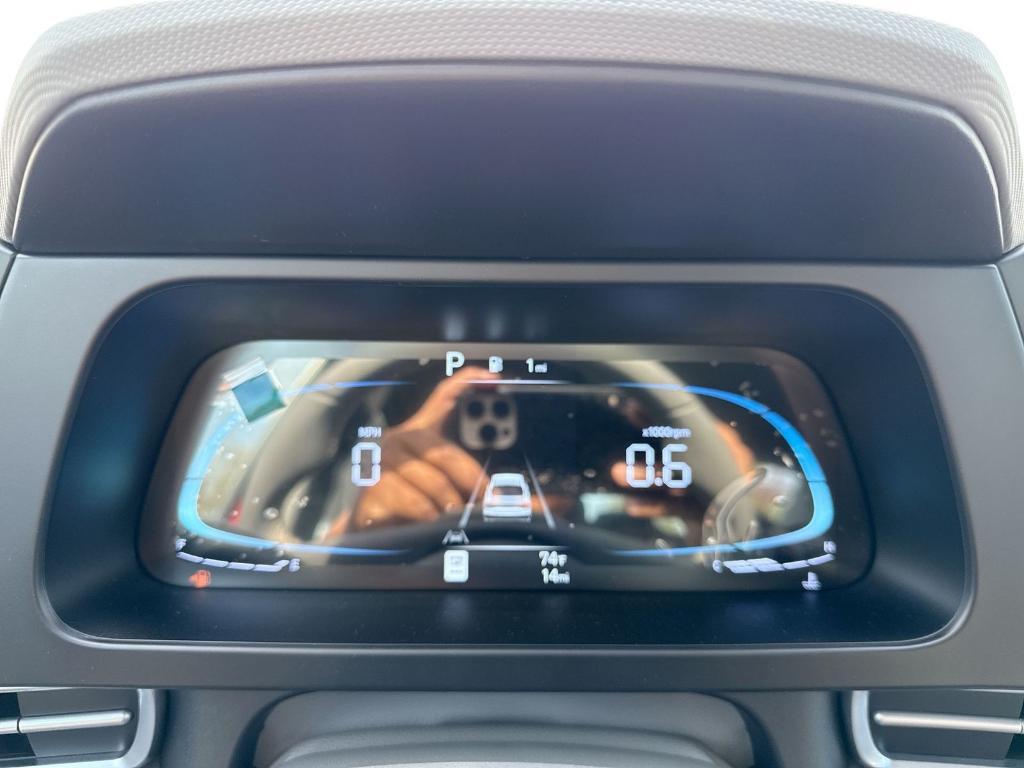 new 2025 Hyundai Elantra car, priced at $24,333