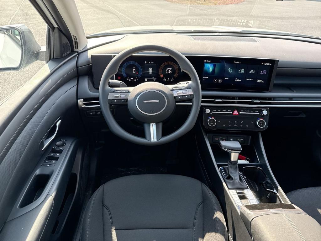 new 2026 Hyundai Tucson car, priced at $31,605