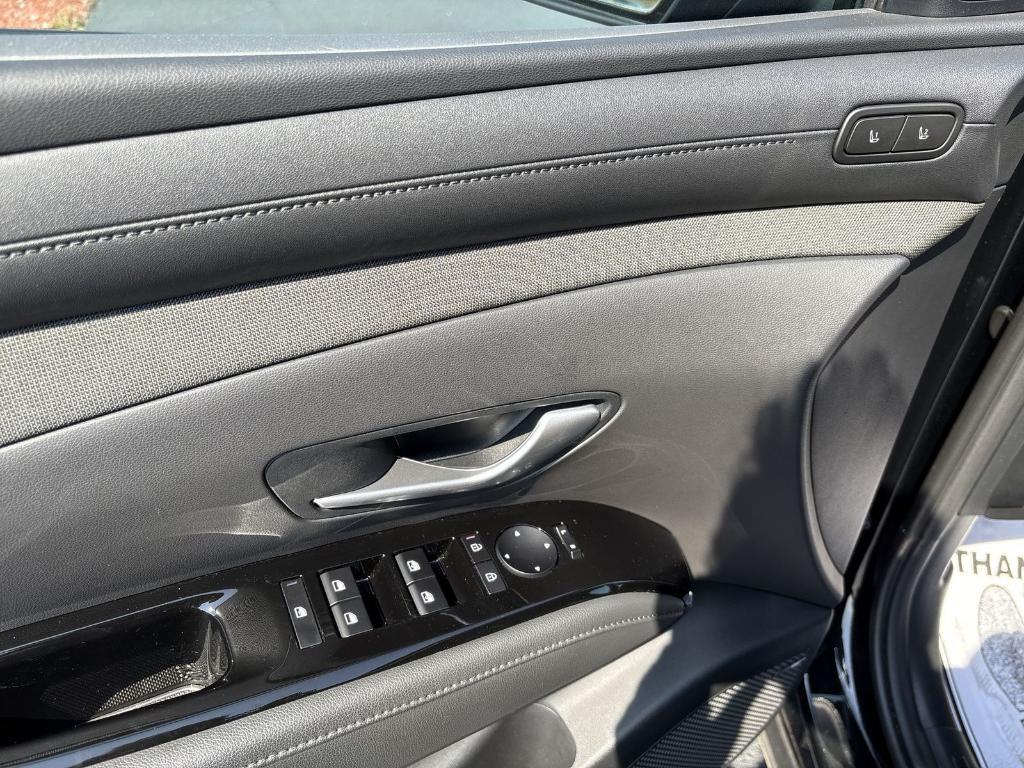 used 2025 Hyundai SANTA CRUZ car, priced at $34,711