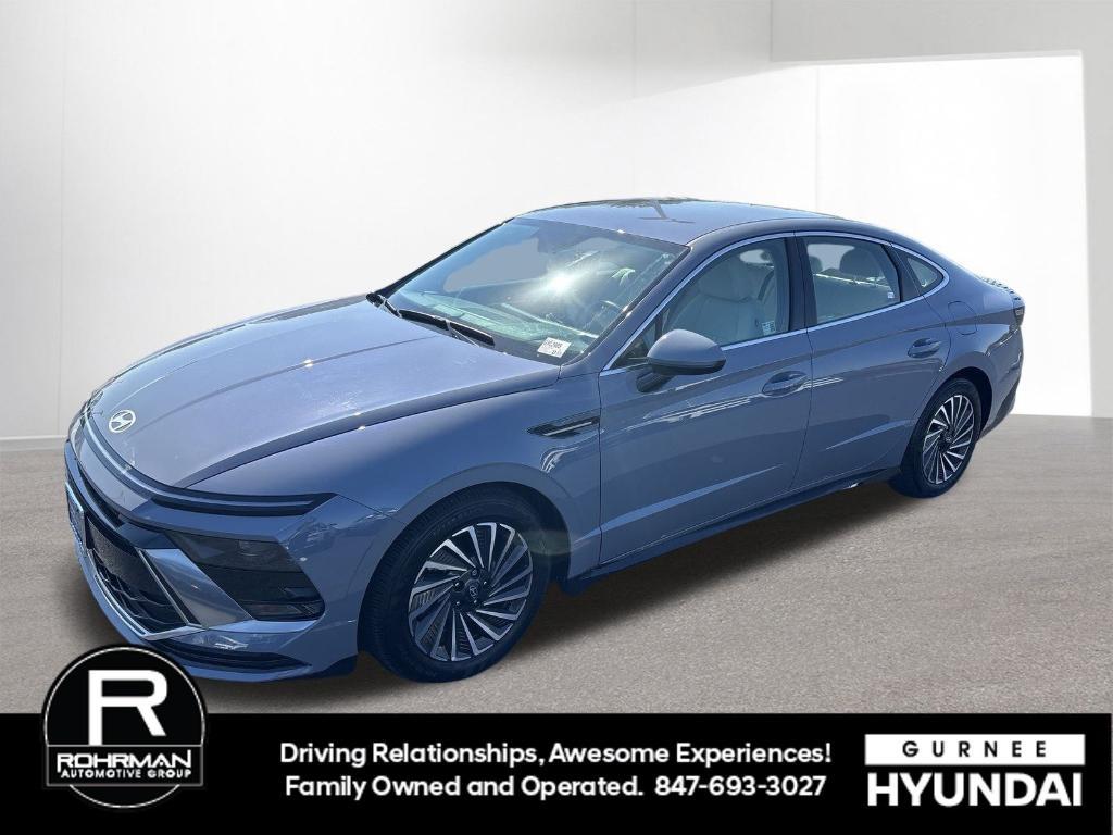 used 2025 Hyundai Sonata Hybrid car, priced at $24,481