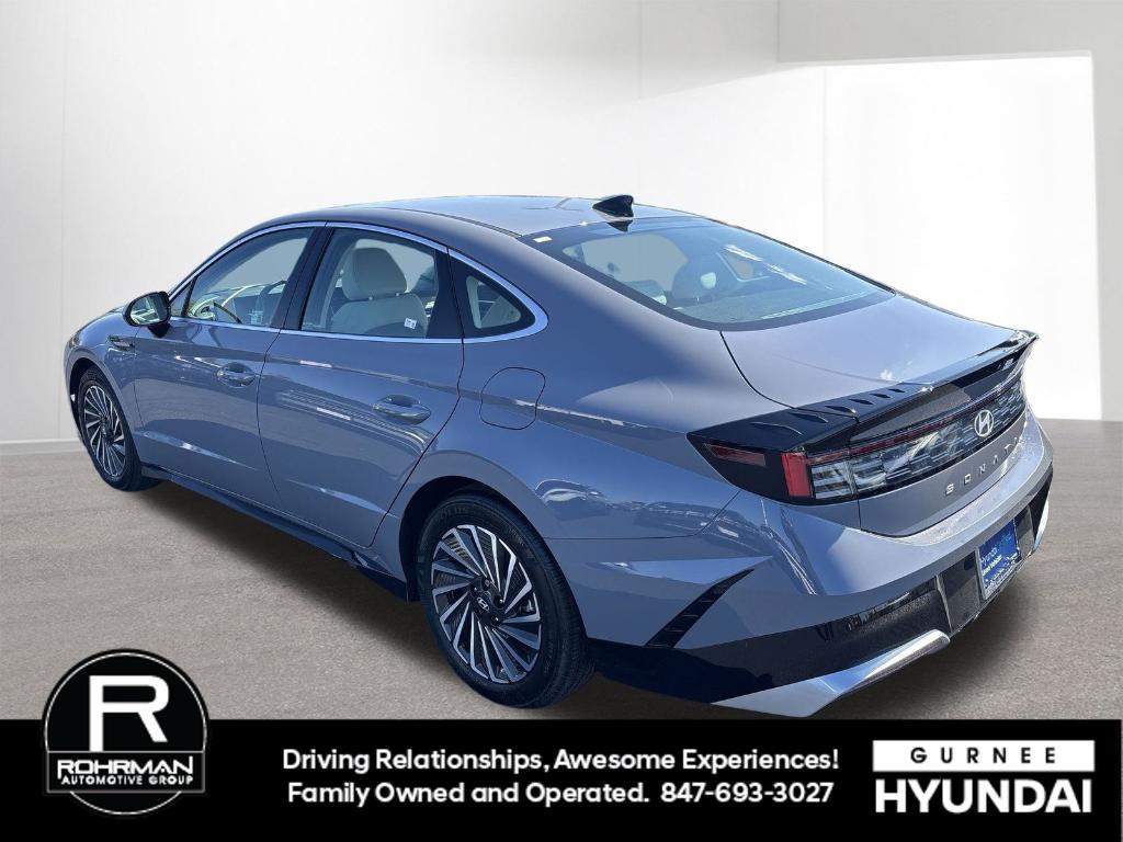 used 2025 Hyundai Sonata Hybrid car, priced at $24,481