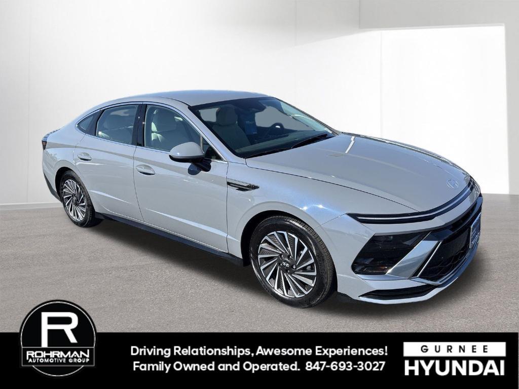 used 2025 Hyundai Sonata Hybrid car, priced at $24,481
