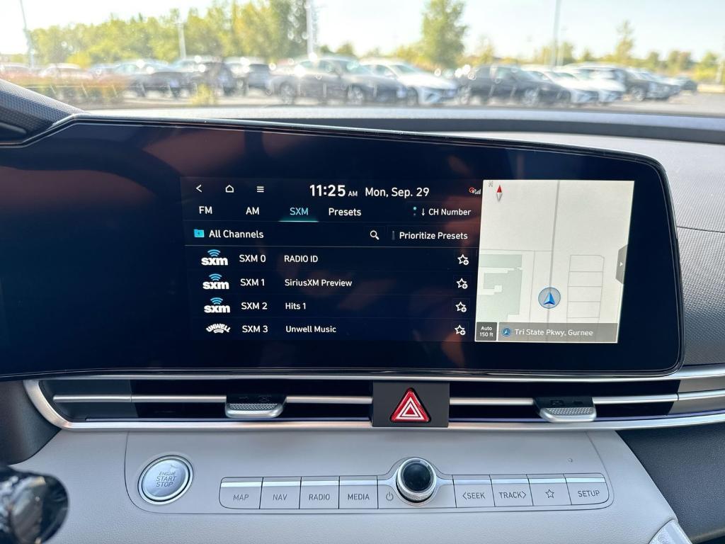 new 2025 Hyundai Elantra car, priced at $27,298