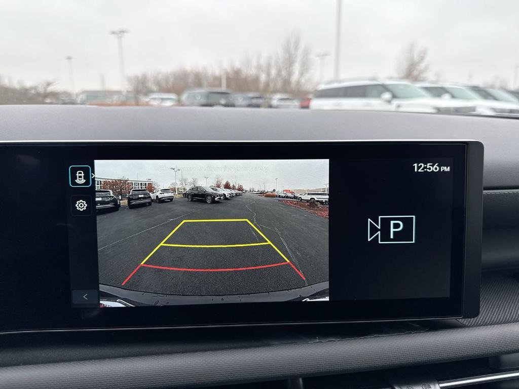 new 2026 Hyundai TUCSON Hybrid car, priced at $32,548