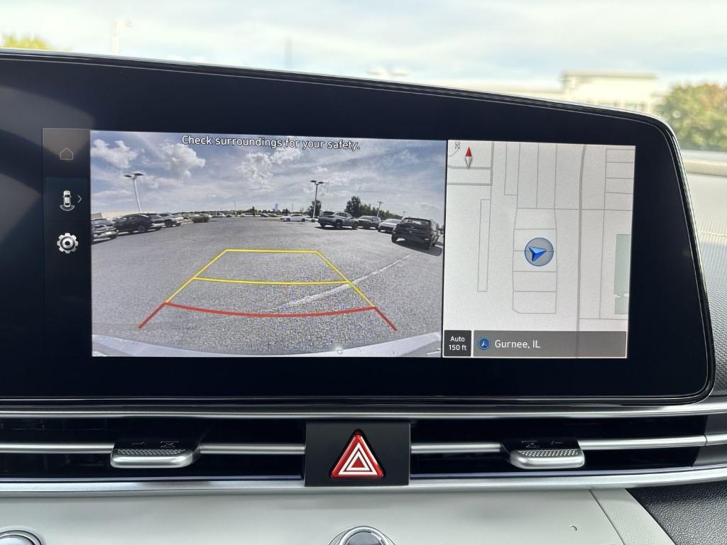 new 2025 Hyundai Elantra car, priced at $27,243