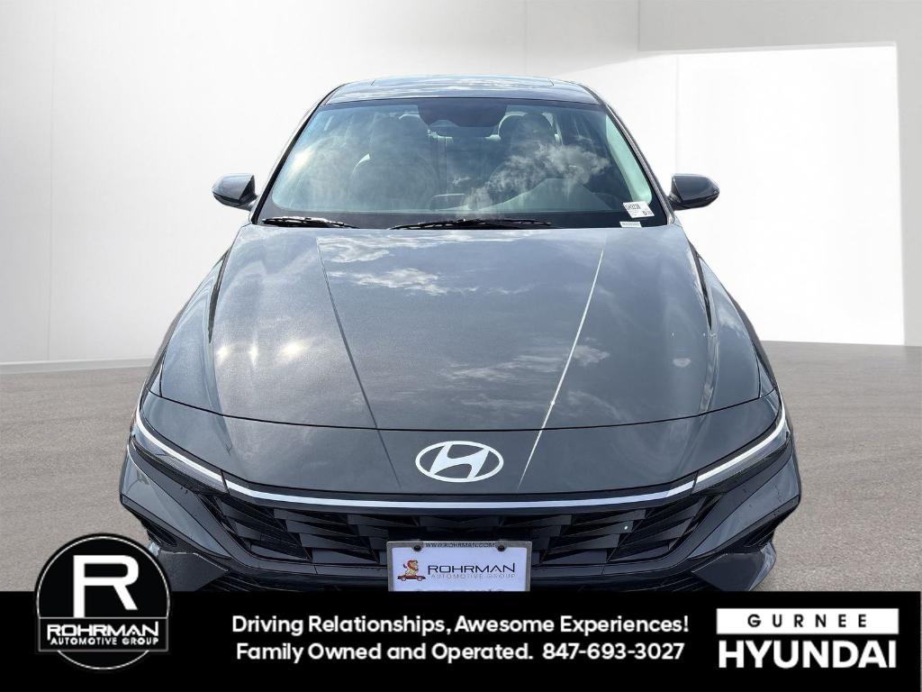 new 2025 Hyundai Elantra car, priced at $27,243