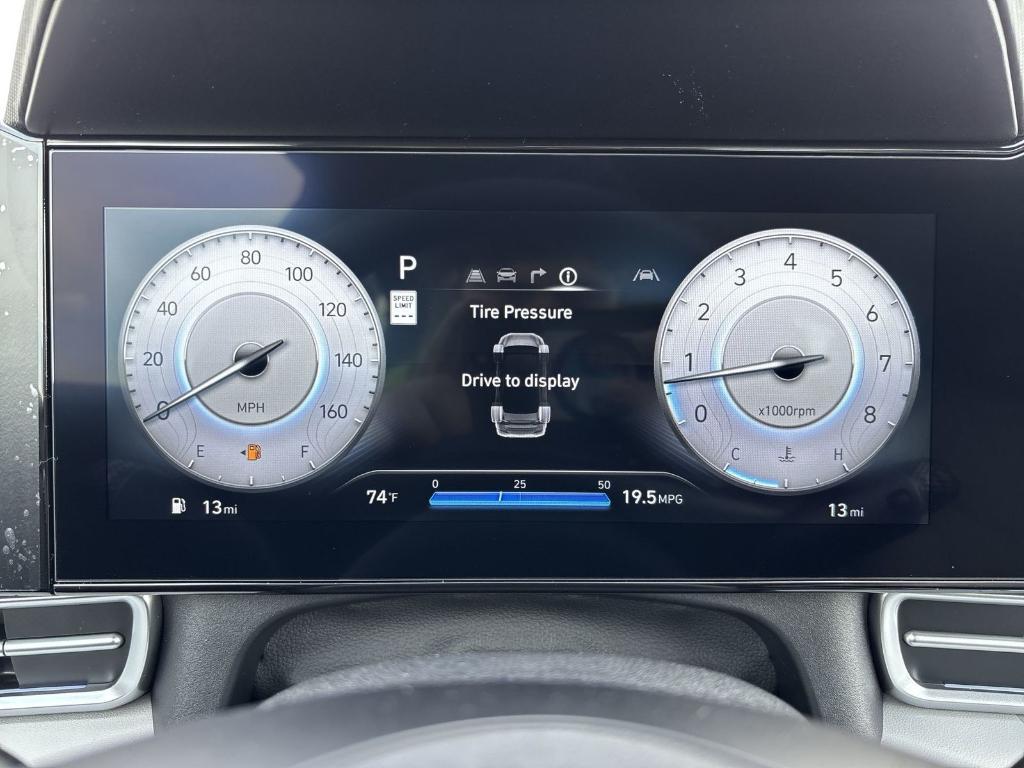 new 2025 Hyundai Elantra car, priced at $27,243