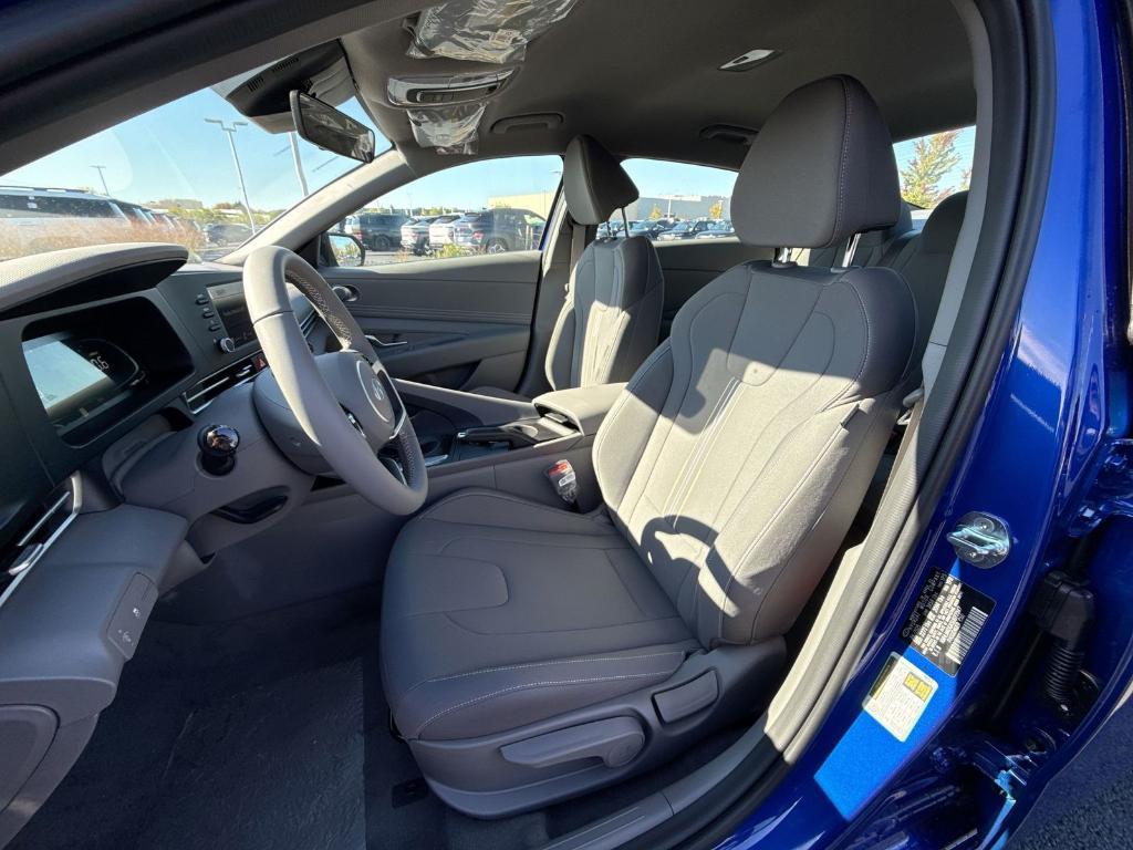 new 2025 Hyundai Elantra car, priced at $23,776