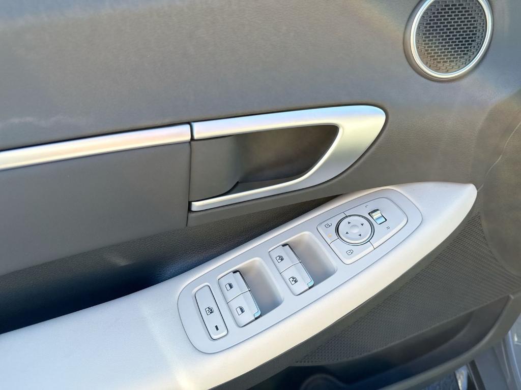 new 2026 Hyundai Sonata Hybrid car, priced at $33,338