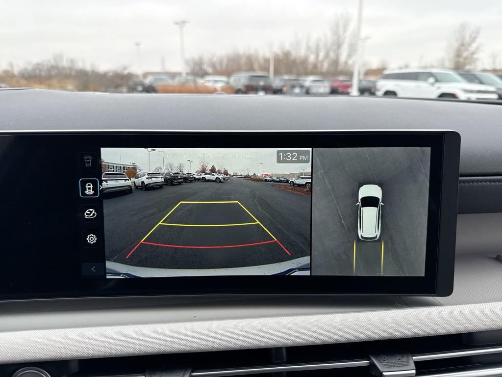 new 2026 Hyundai TUCSON Hybrid car, priced at $40,710