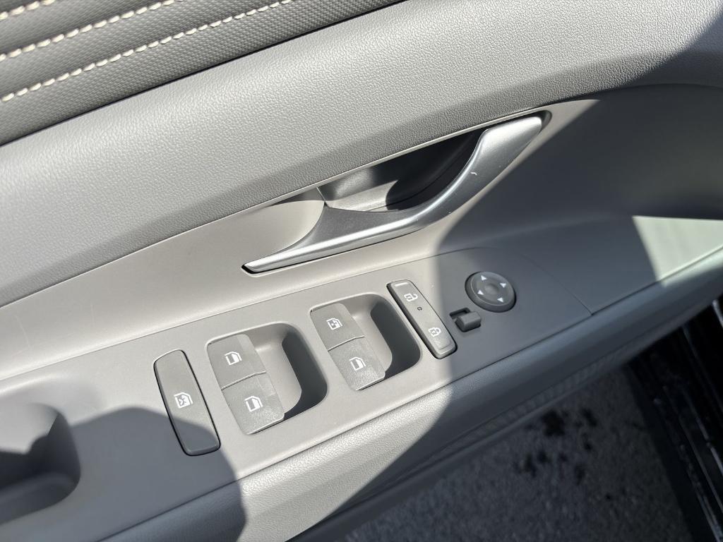 new 2025 Hyundai Elantra car, priced at $23,845
