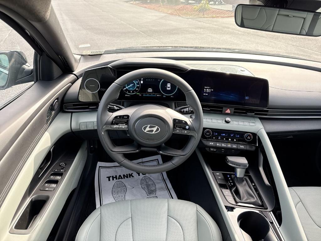 new 2025 Hyundai ELANTRA HEV car, priced at $28,587