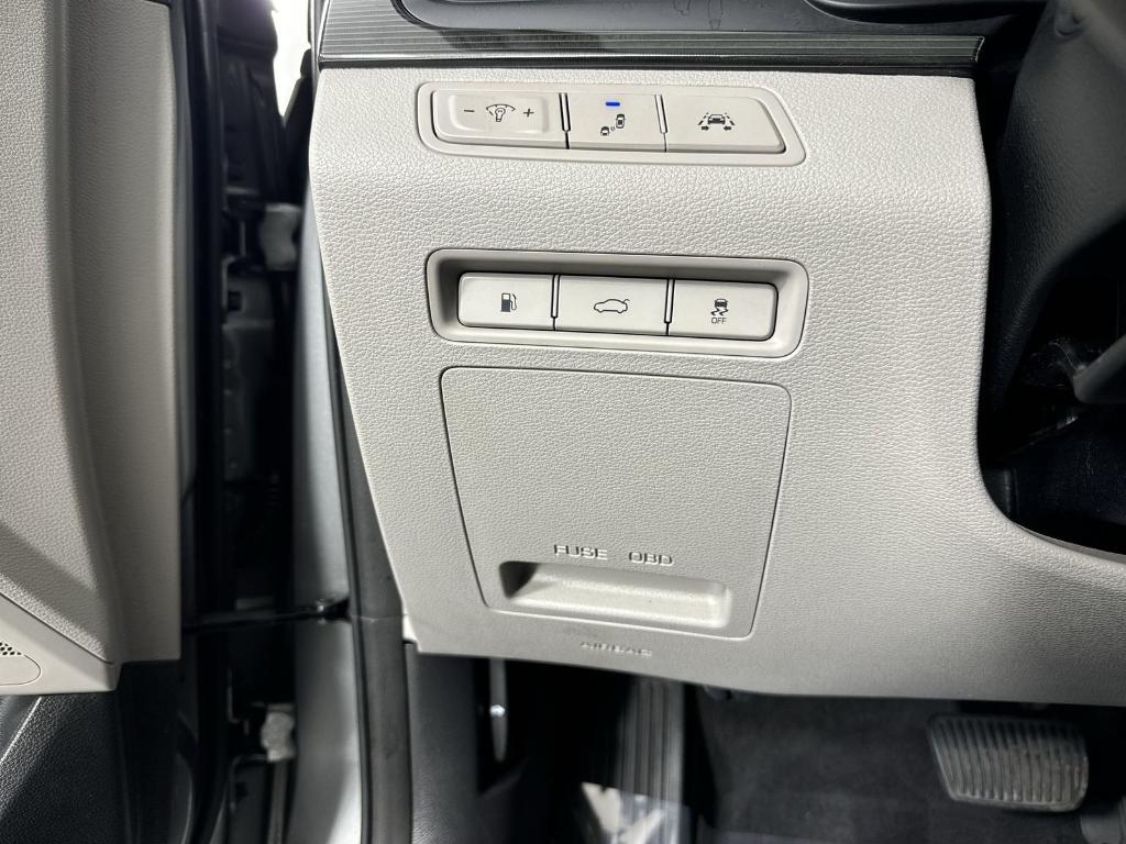 used 2018 Hyundai Sonata Hybrid car, priced at $13,599