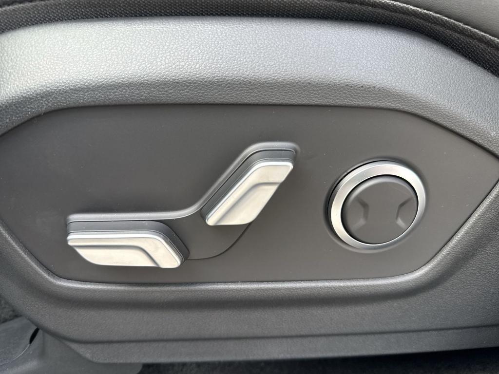 new 2026 Hyundai SANTA FE HEV car, priced at $37,659