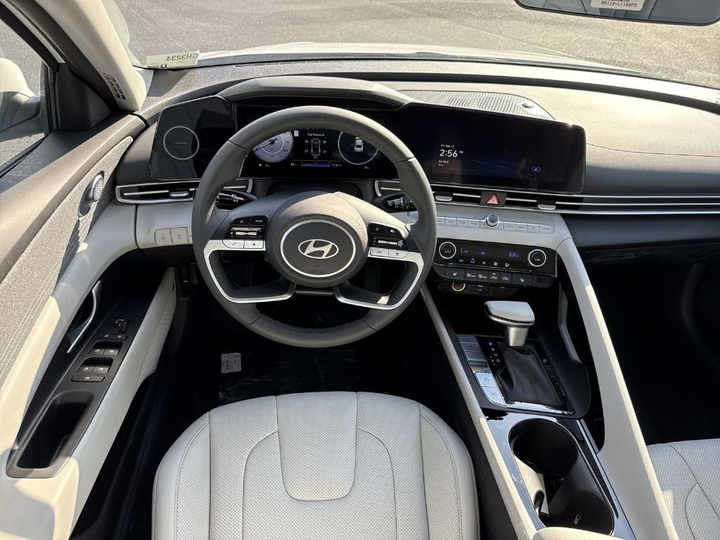 new 2025 Hyundai Elantra car, priced at $27,800