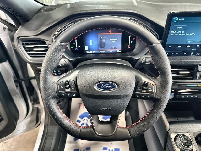 new 2025 Ford Escape car, priced at $32,011