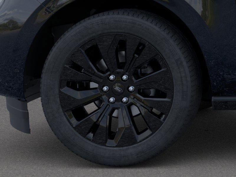 new 2025 Ford Expedition car, priced at $78,551