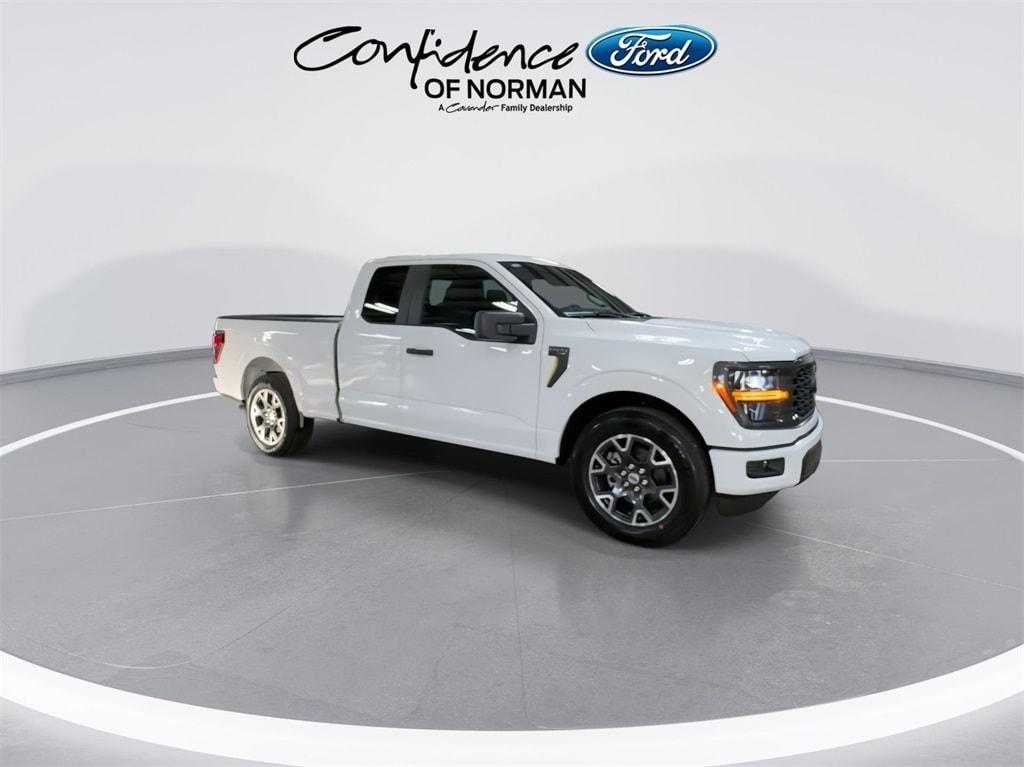 new 2025 Ford F-150 car, priced at $45,980