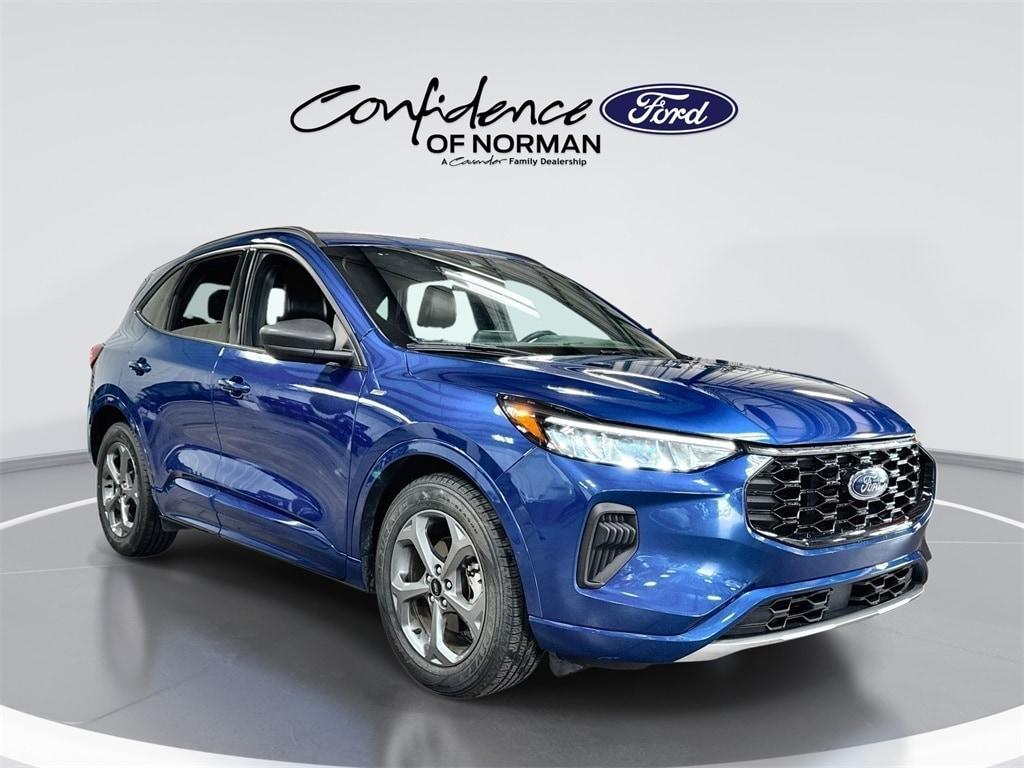 used 2023 Ford Escape car, priced at $20,671