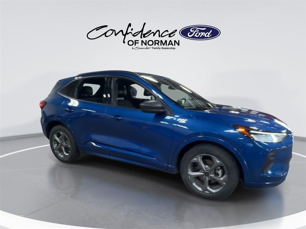used 2023 Ford Escape car, priced at $20,671