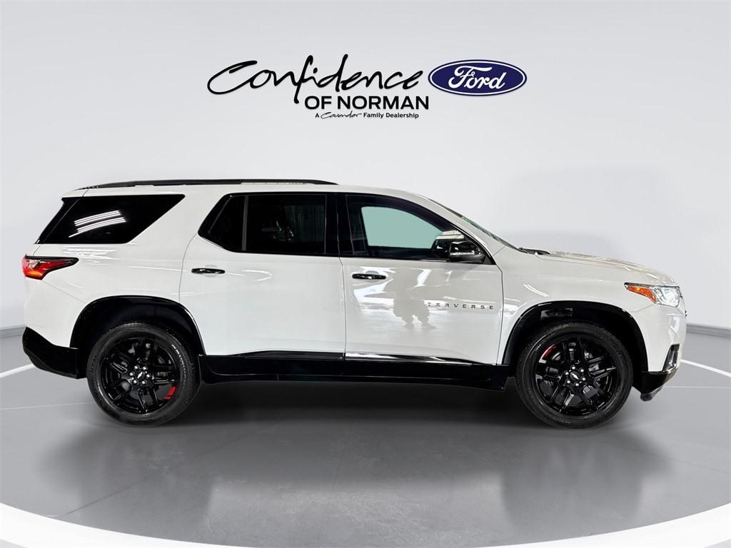 used 2021 Chevrolet Traverse car, priced at $21,593