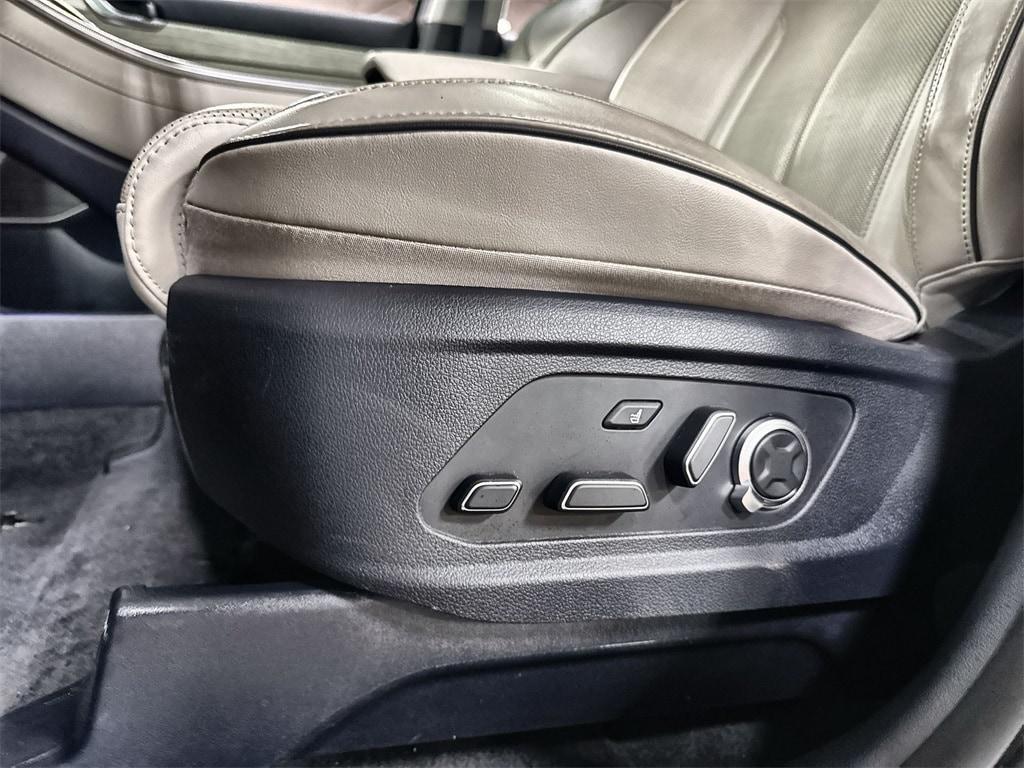 used 2024 Hyundai Palisade car, priced at $43,701