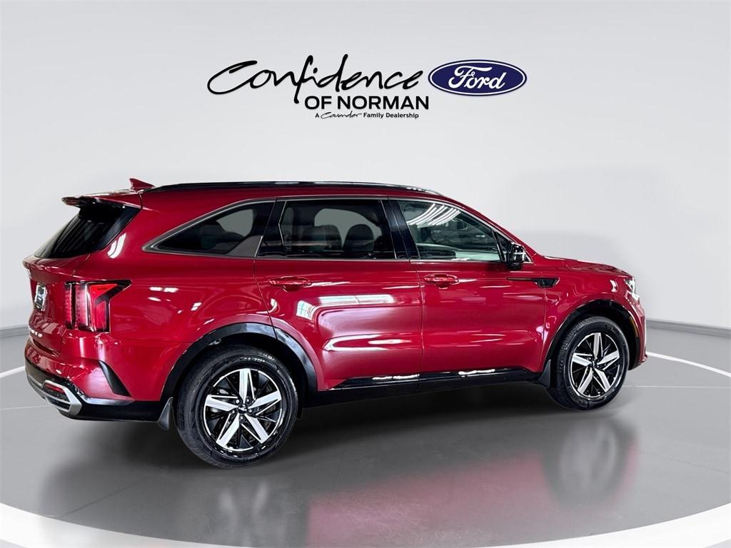 used 2022 Kia Sorento car, priced at $22,982