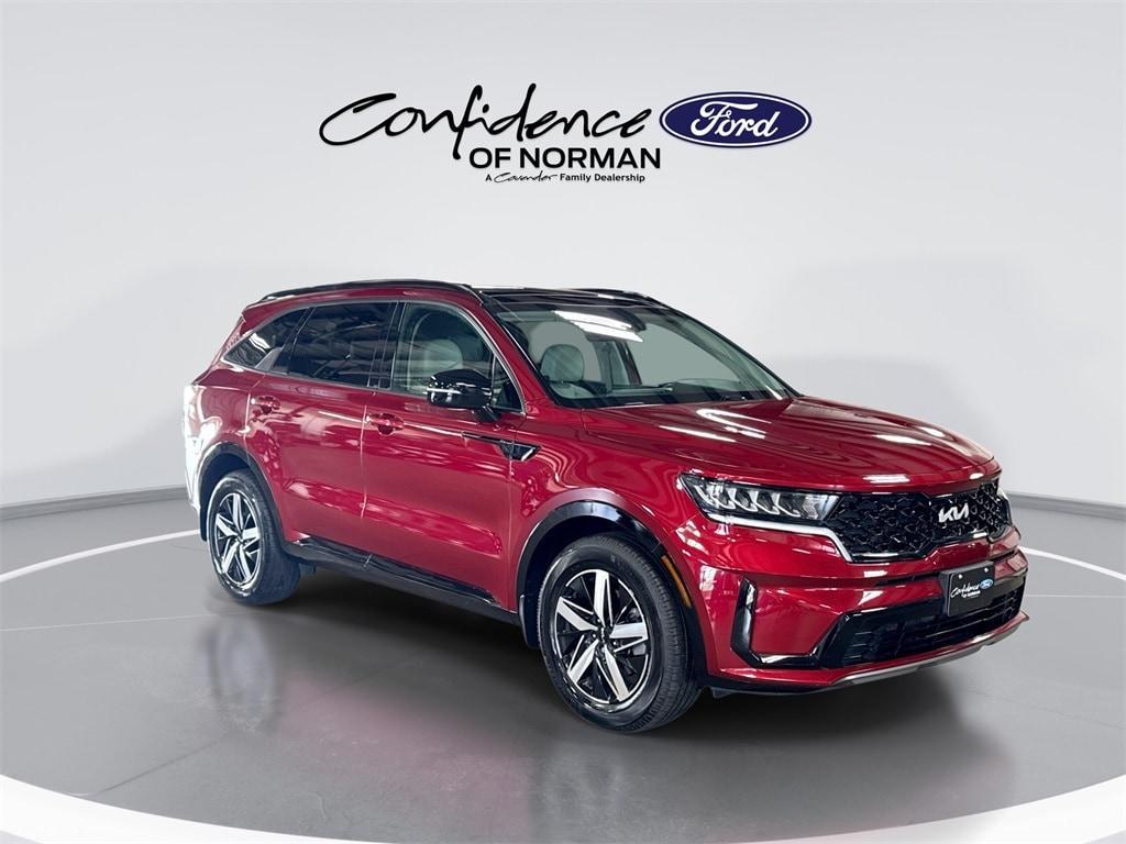 used 2022 Kia Sorento car, priced at $22,982