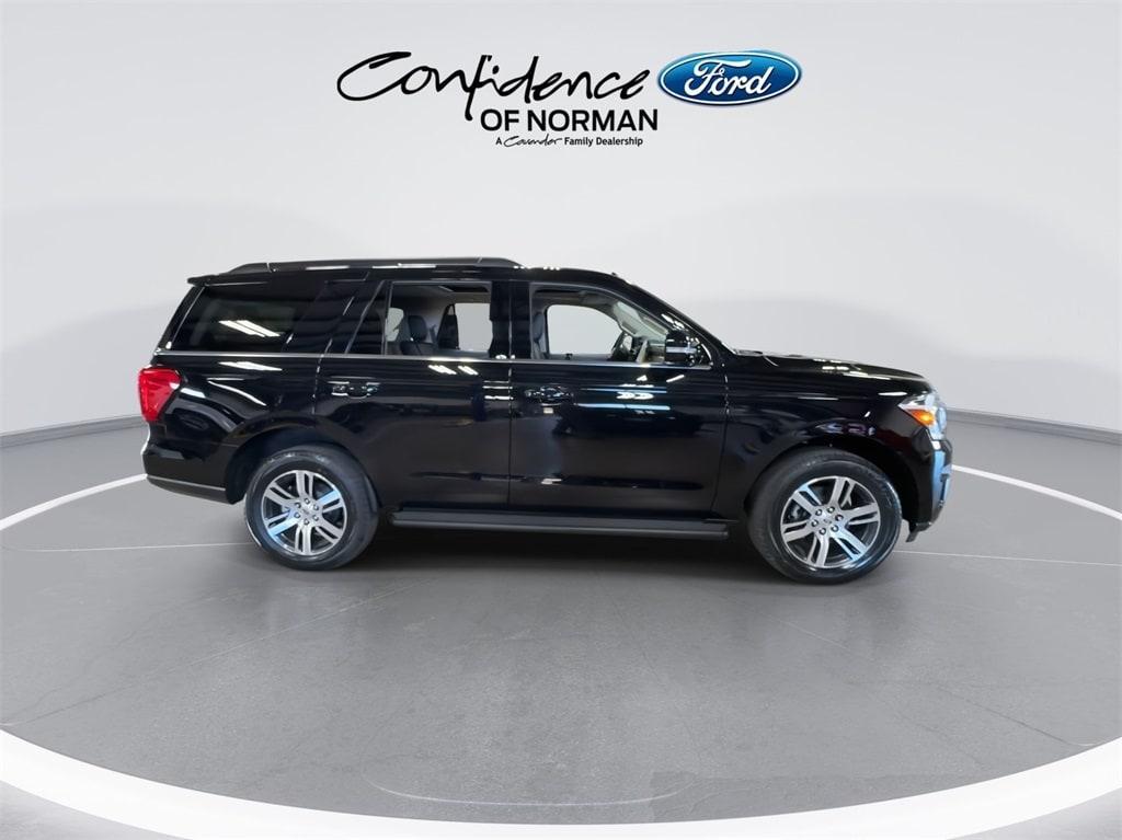 new 2024 Ford Expedition car, priced at $65,675