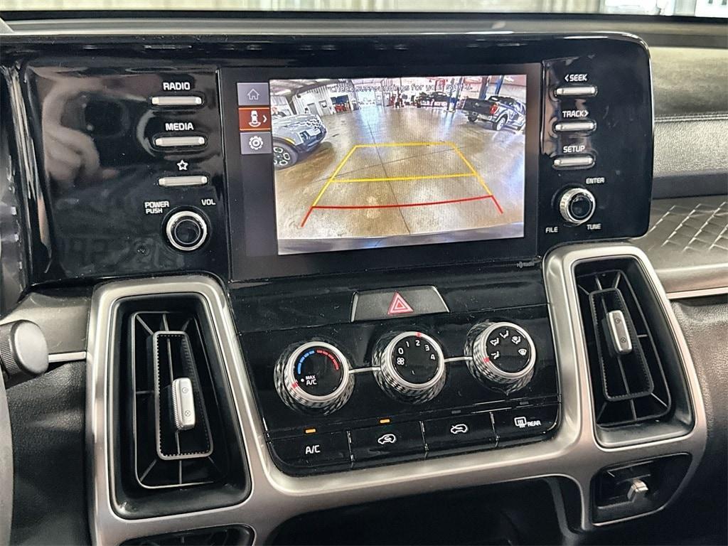 used 2022 Kia Sorento car, priced at $22,191