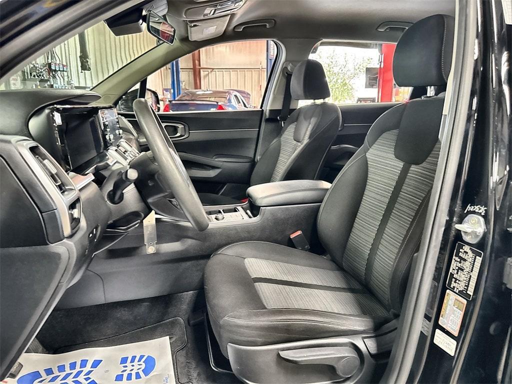 used 2022 Kia Sorento car, priced at $22,191