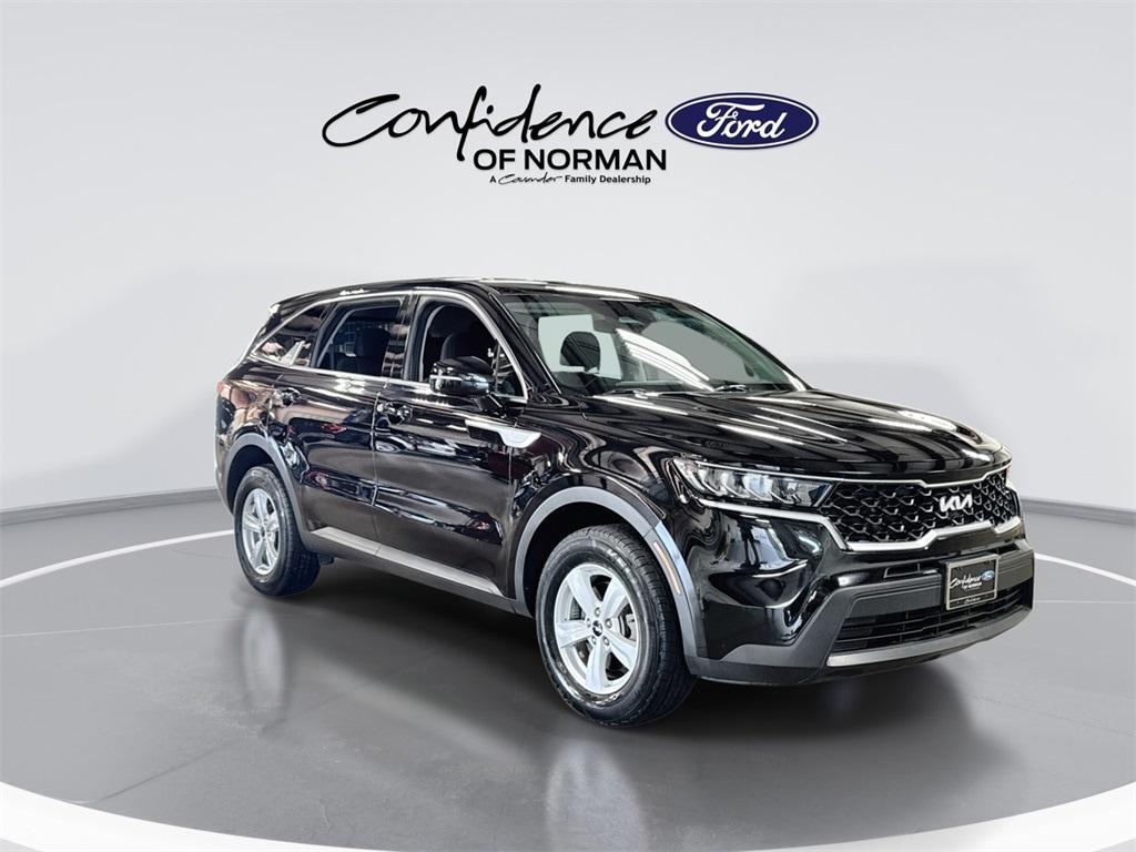 used 2022 Kia Sorento car, priced at $22,191