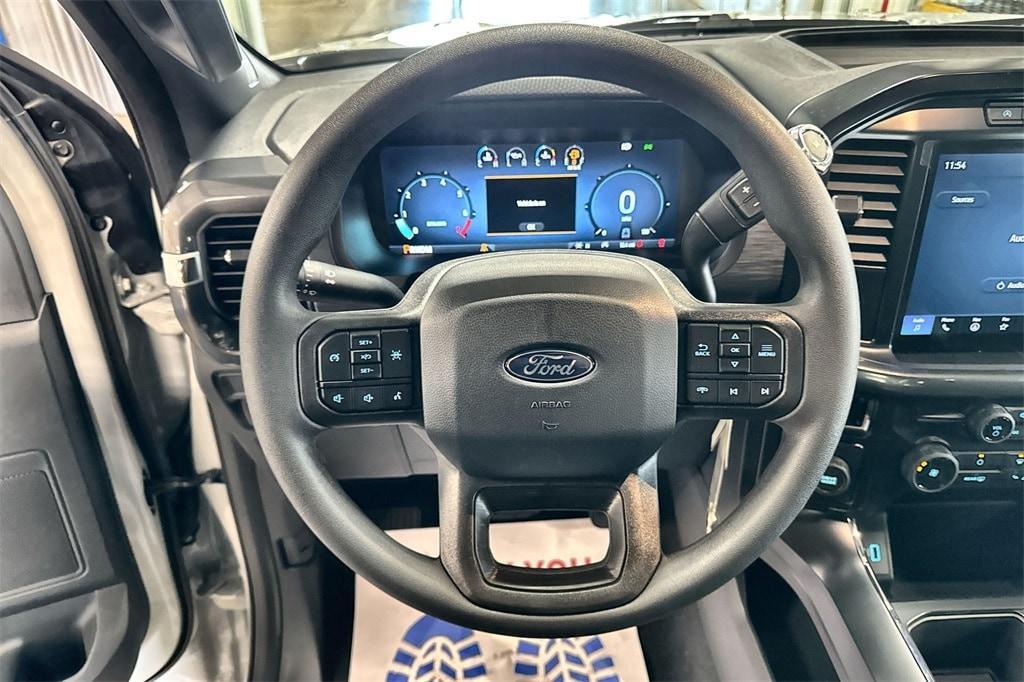 new 2024 Ford F-150 car, priced at $49,025