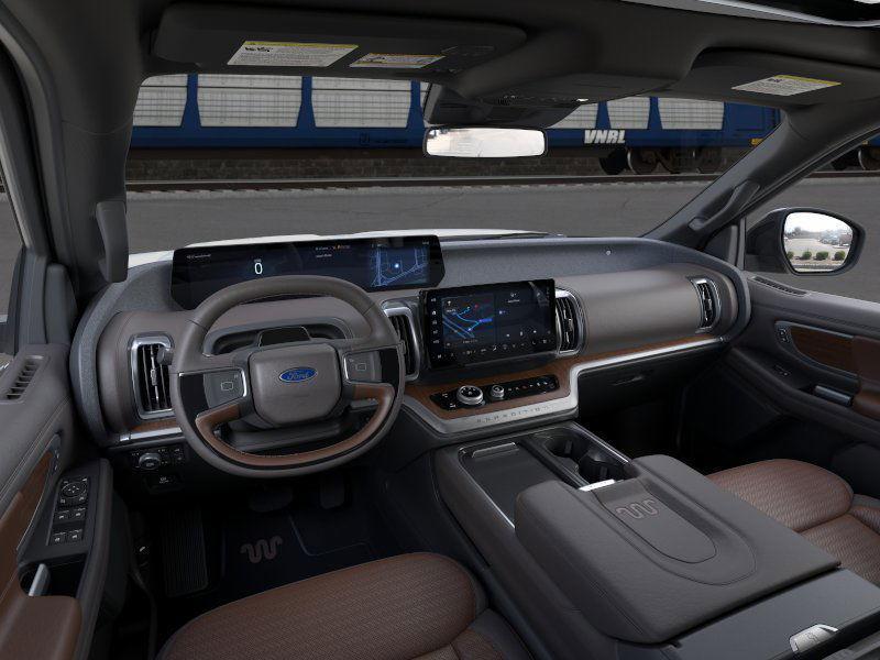 new 2025 Ford Expedition car, priced at $85,422