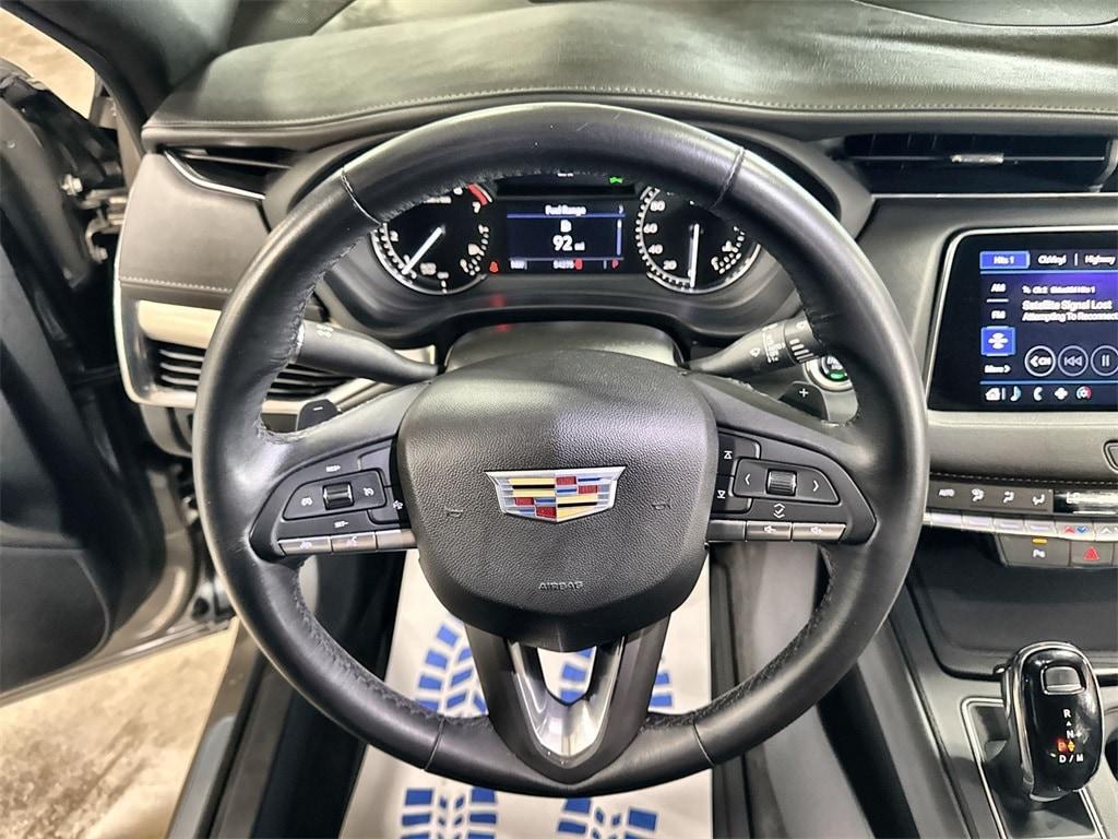 used 2020 Cadillac XT4 car, priced at $22,841