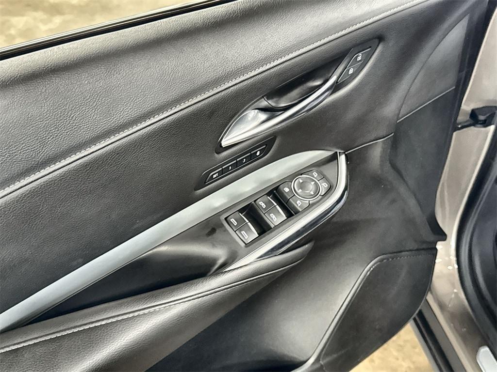 used 2020 Cadillac XT4 car, priced at $22,841