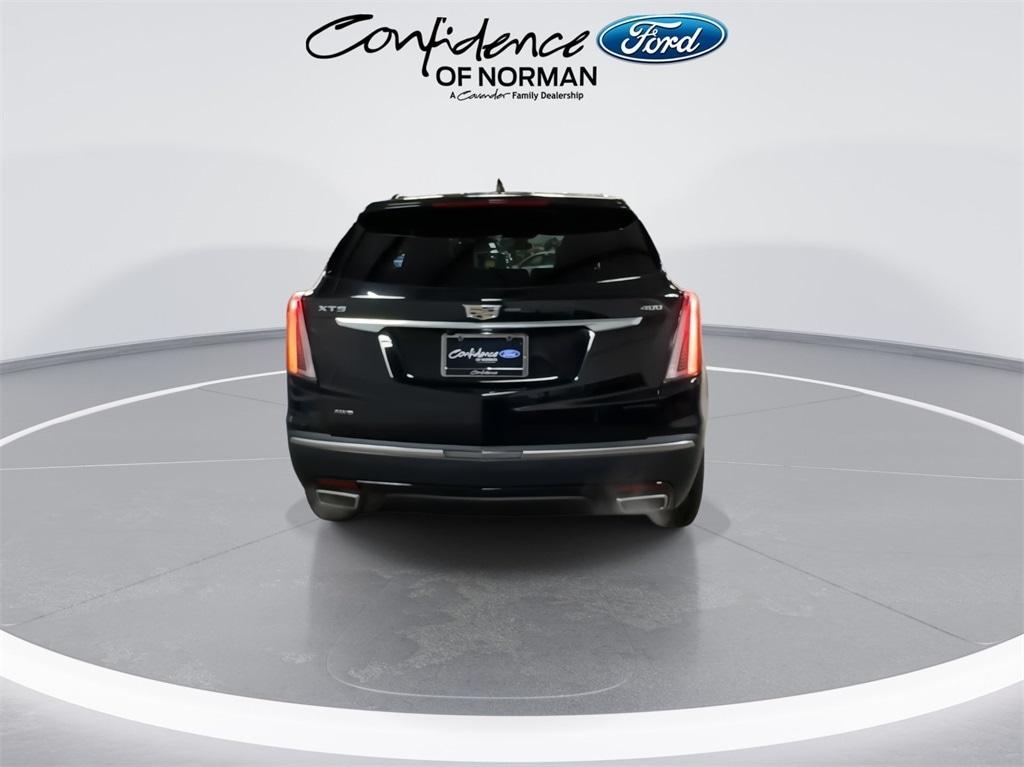 used 2021 Cadillac XT5 car, priced at $29,814