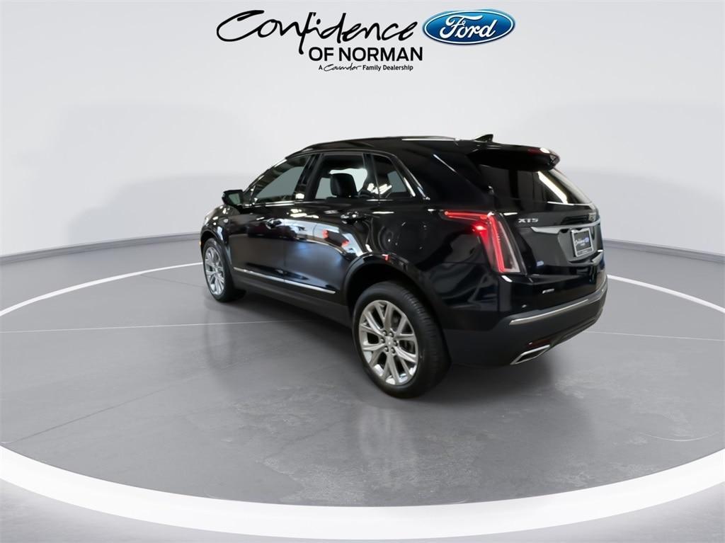 used 2021 Cadillac XT5 car, priced at $29,814