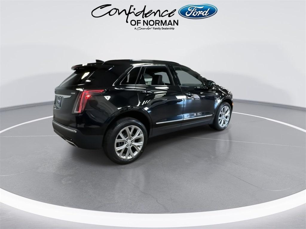 used 2021 Cadillac XT5 car, priced at $29,814