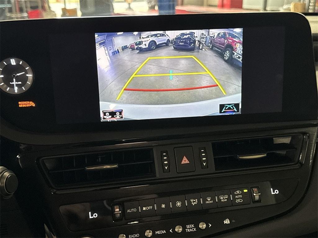 used 2022 Lexus ES 350 car, priced at $37,991