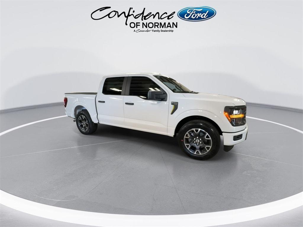 new 2024 Ford F-150 car, priced at $48,900