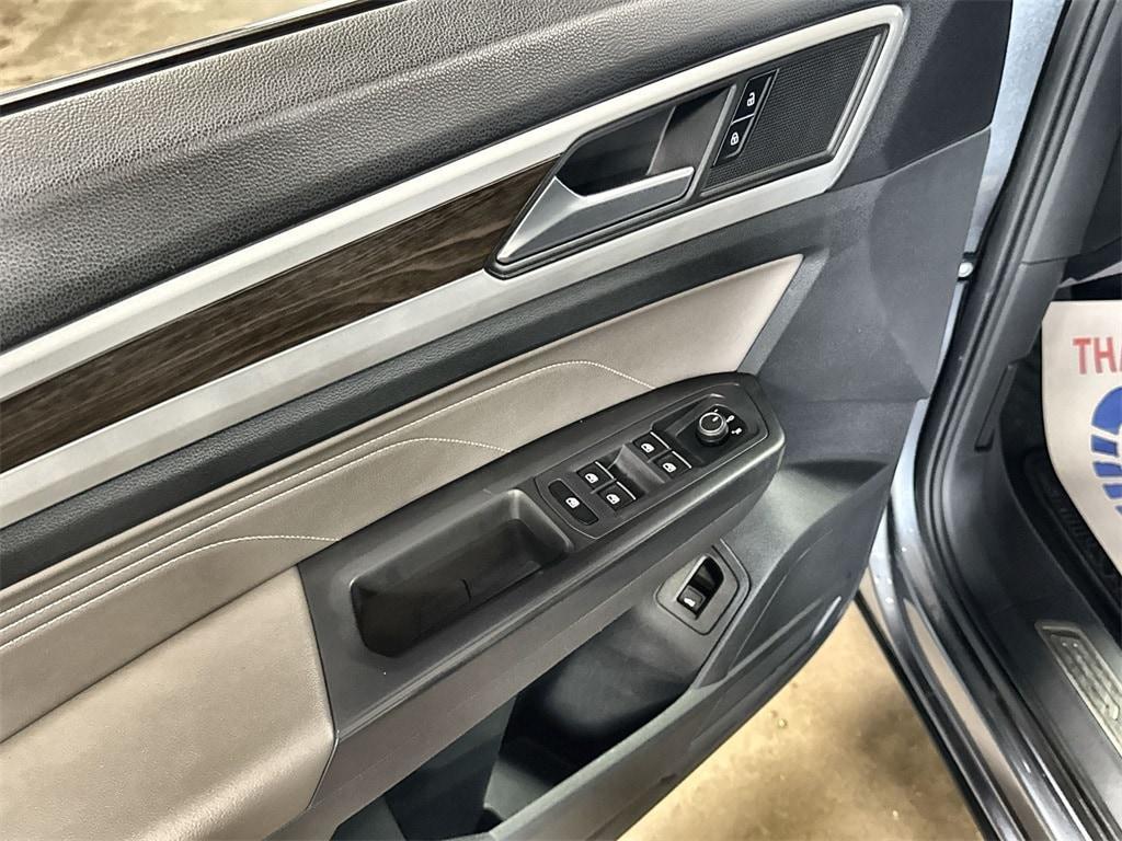 used 2022 Volkswagen Atlas car, priced at $26,321