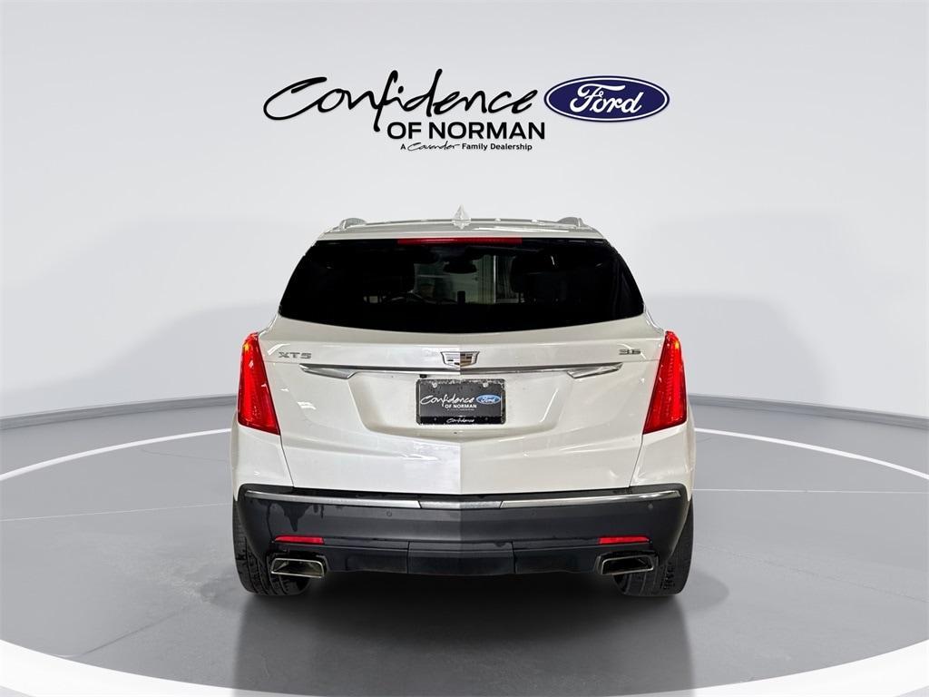 used 2018 Cadillac XT5 car, priced at $15,192