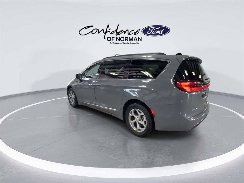 used 2023 Chrysler Pacifica car, priced at $27,511