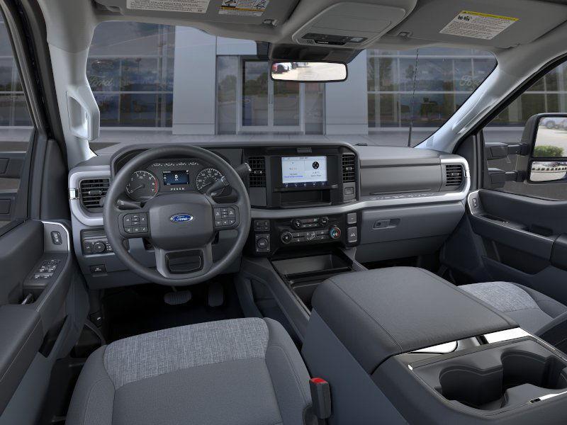 new 2025 Ford F-350 car, priced at $62,601